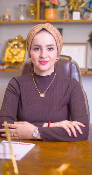 الدكتورة رند قيس العبيدي
